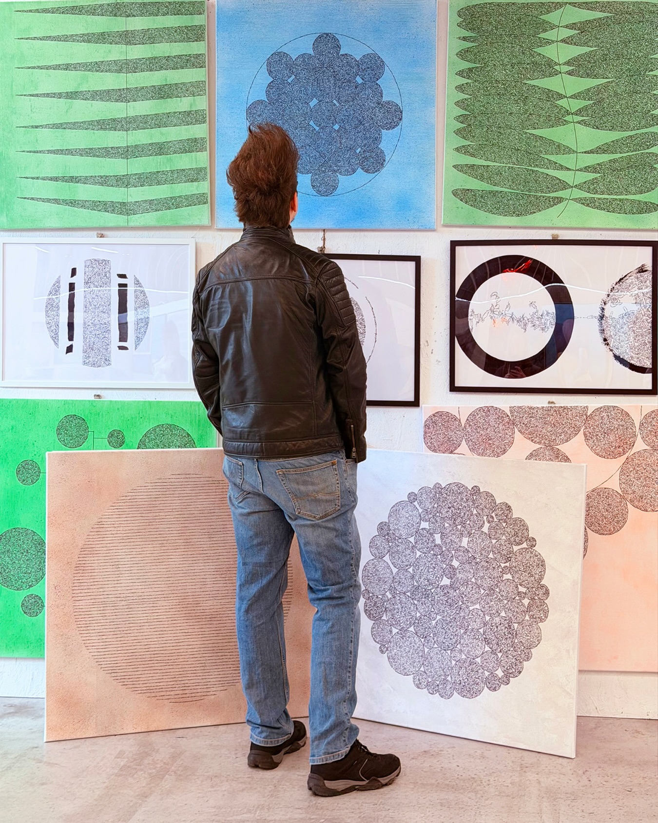 Spotkajmy się w Koneserze! 🌸
Sprawdź, co dla Ciebie przygotowaliśmy i dołącz do wydarzeń.  🎭 WYDARZENIA 🎭
🔸 1-31.03 Dzień Piękna z @beverlyhills_koneser
🔸 12.03 Festiwal Pizzy w @losteria.pl
🔸 14.03 Czekoladowe Warsztaty malowania torcików wedlowskich w Pijalnia Czekolady @wedelkoneser
🔸 10.03 Bezpłatne konsultacje z kosmetologiem w Mydlarnia @4szpaki
🔸 10.03 Warsztaty z automasażu twarzy selfKOBIDO w Mydlarni @4szpaki
🔸 13.03 Concert & Dining | Tribute to Sade w @scenakotlownia  🎨 SZTUKA 🎨
🔸 1-31.03 Wystawa wyróżnionych prac konkursowych VI @warszawskimaratonfotograficzny na Placu Konesera
🔸 10-15.03 „Tydzień z Artystą” Michał Karpiński @art_karpinski & Olga Niewiadomska @olgawhiszpanii w @galeria_bizuterii_wspolczesnej
🔸 Do 15.03 Wystawa BEST_IARIUS Bartosza Stępińskiego w @muzeumsztukifantastycznej 
🔸 Do 19.03 Patyna czasu | Wystawa biżuterii artystycznej Urszuli Wasilewskiej w @galeria_bizuterii_wspolczesnej
🔸 Do 21.03 Wystawa malarstwa | Anastasiya Kamarova “Tym razem zostanie już na zawsze” w @totuart_gallery  🎉 ROZRYWKA 🎉
🔸 10.03 Pubquiz x Wyborowa w @setkipowodow
🔸 14.03 Beat The Night | Food, drinks & DJ w @setkipowodow  #koneser #corobićwwarszawie #wydarzenia #koncerty #sztuka